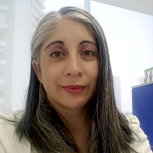 Dra. Paula Pastenes Montaño 
